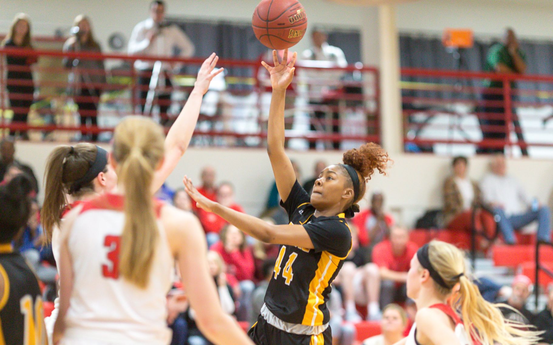 122618_KwdvHzCntrlBB_RADFORD-4.JPG